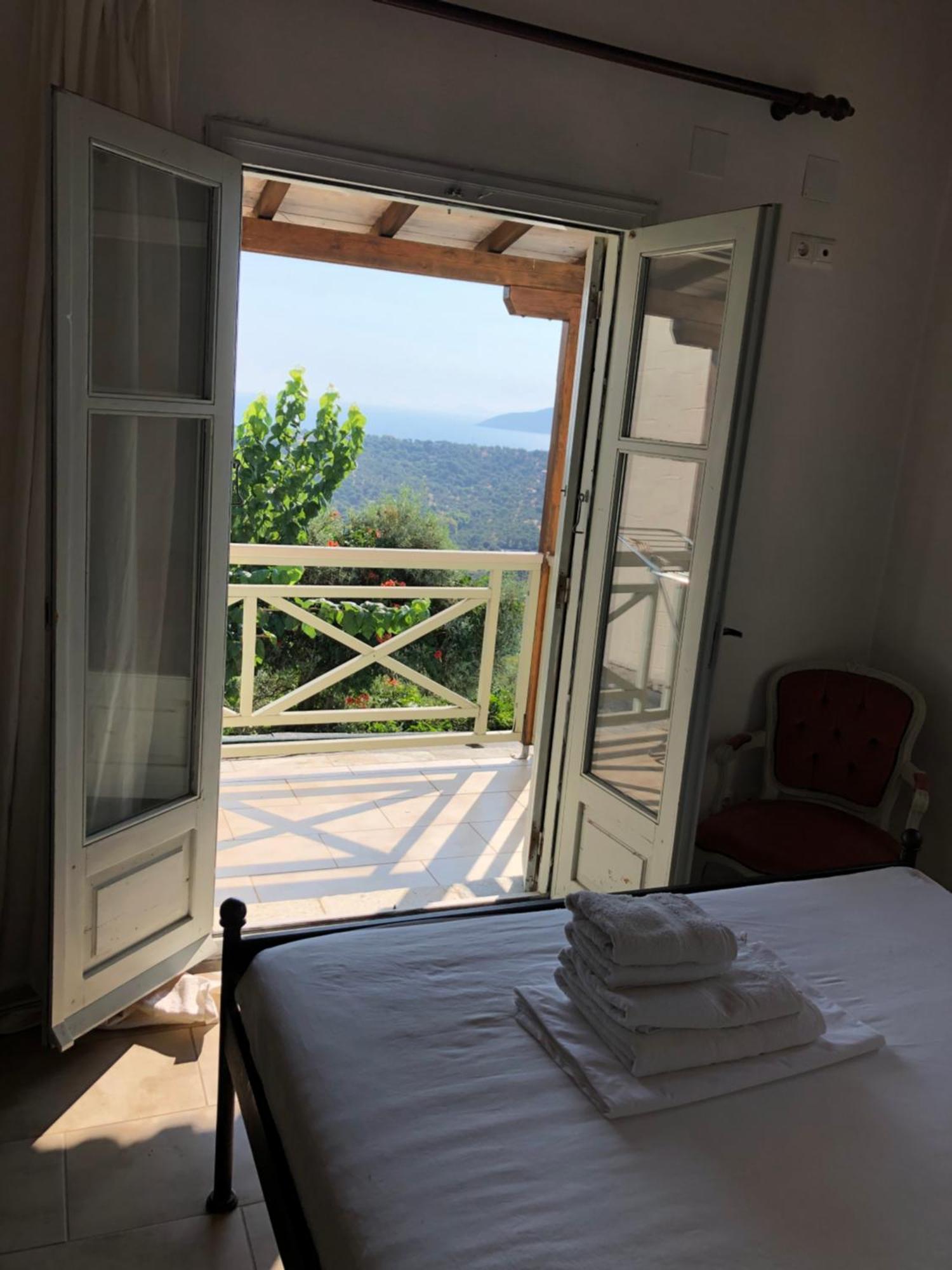Hikers Villa Trail 5 & 6 Moni Evaggelistrias Bagian luar foto