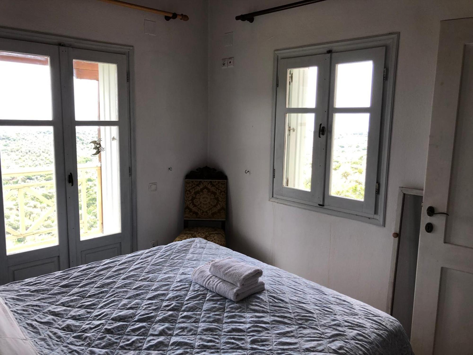 Hikers Villa Trail 5 & 6 Moni Evaggelistrias Bagian luar foto